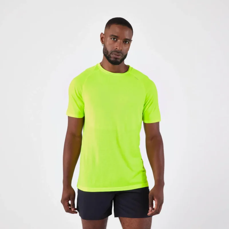 men s kiprun run 500 seamless comfort running tee